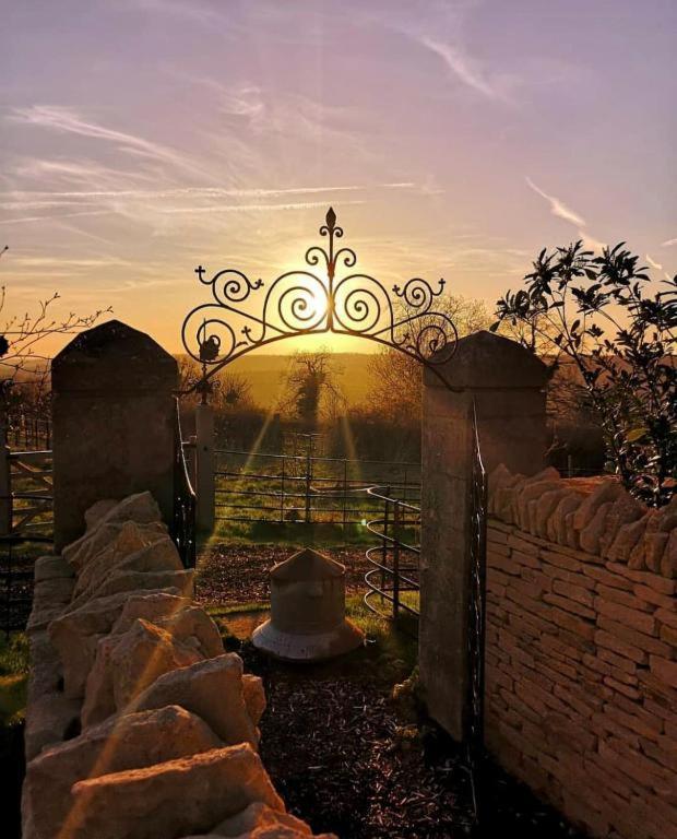 The Rudloe Near Bath - Marco Pierre White Corsham Exterior foto